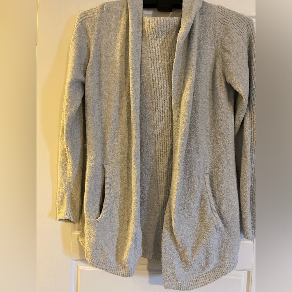 Grey open hooded cardigan small